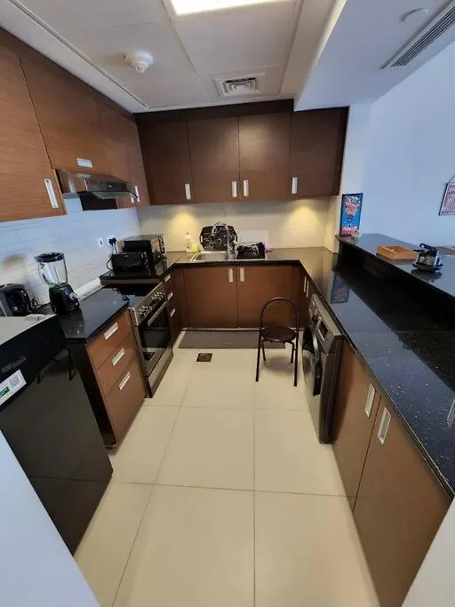 Appartamento Cozy 1Br In Iconic Tower Abu Dhabi 0*,